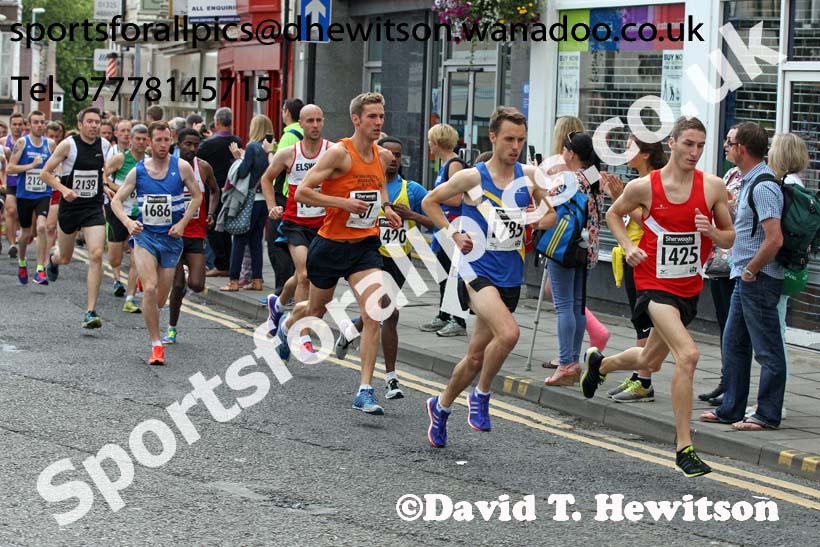 Start of the Darlington 10k Road Race. Photo: David T. Hewitson/Sports for All Pics